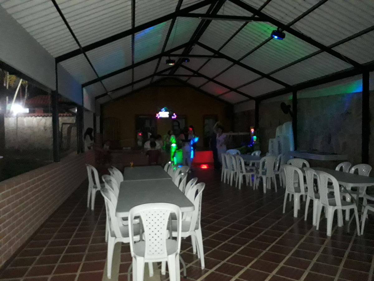 Finca Villa Alegria Chinauta Eksteriør bilde